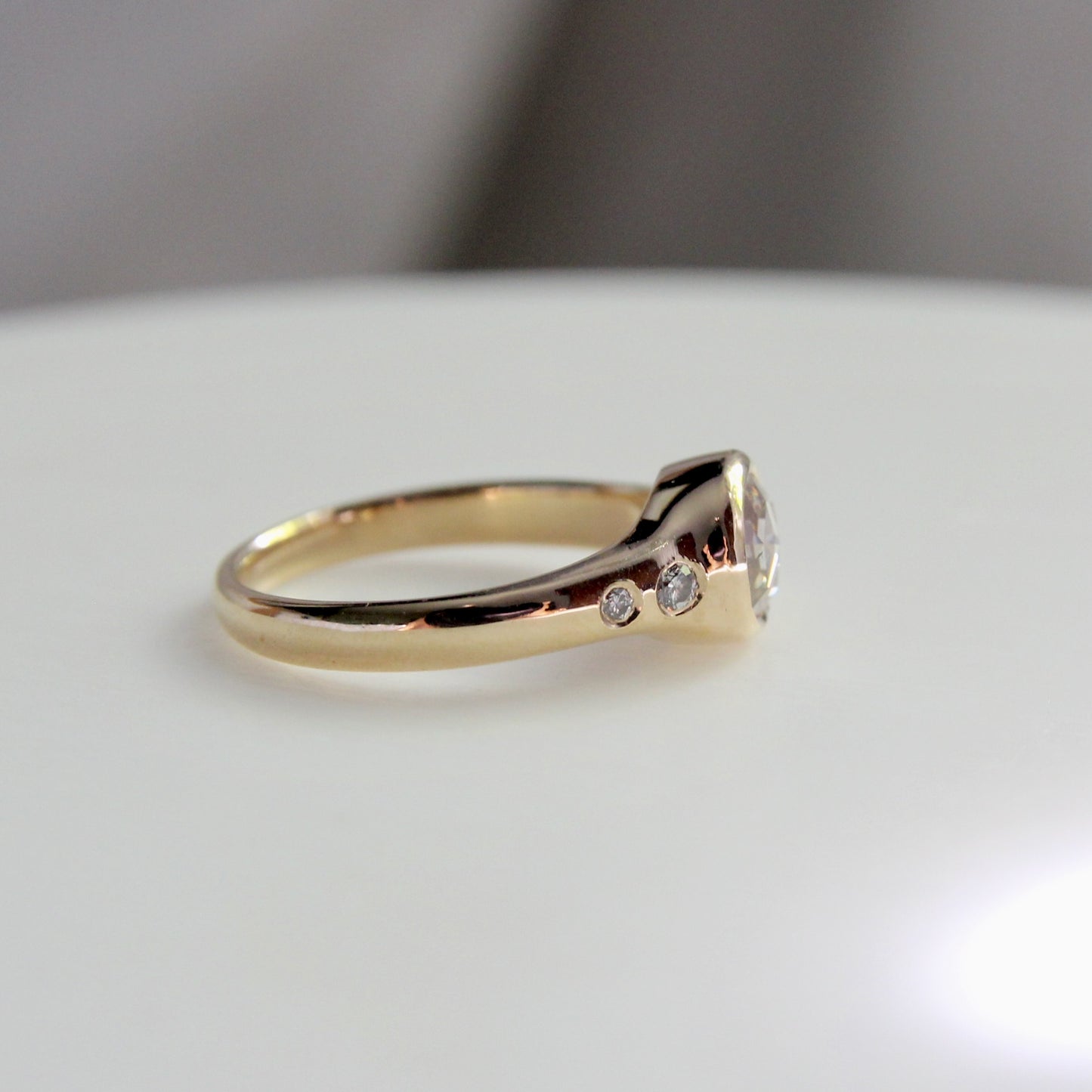 0.71ct Round Champagne Rosecut ring