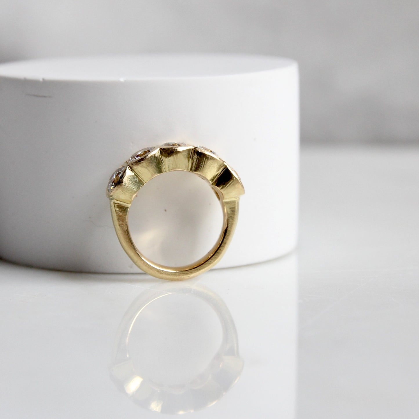 Grande Organic Diamond Bezel Band