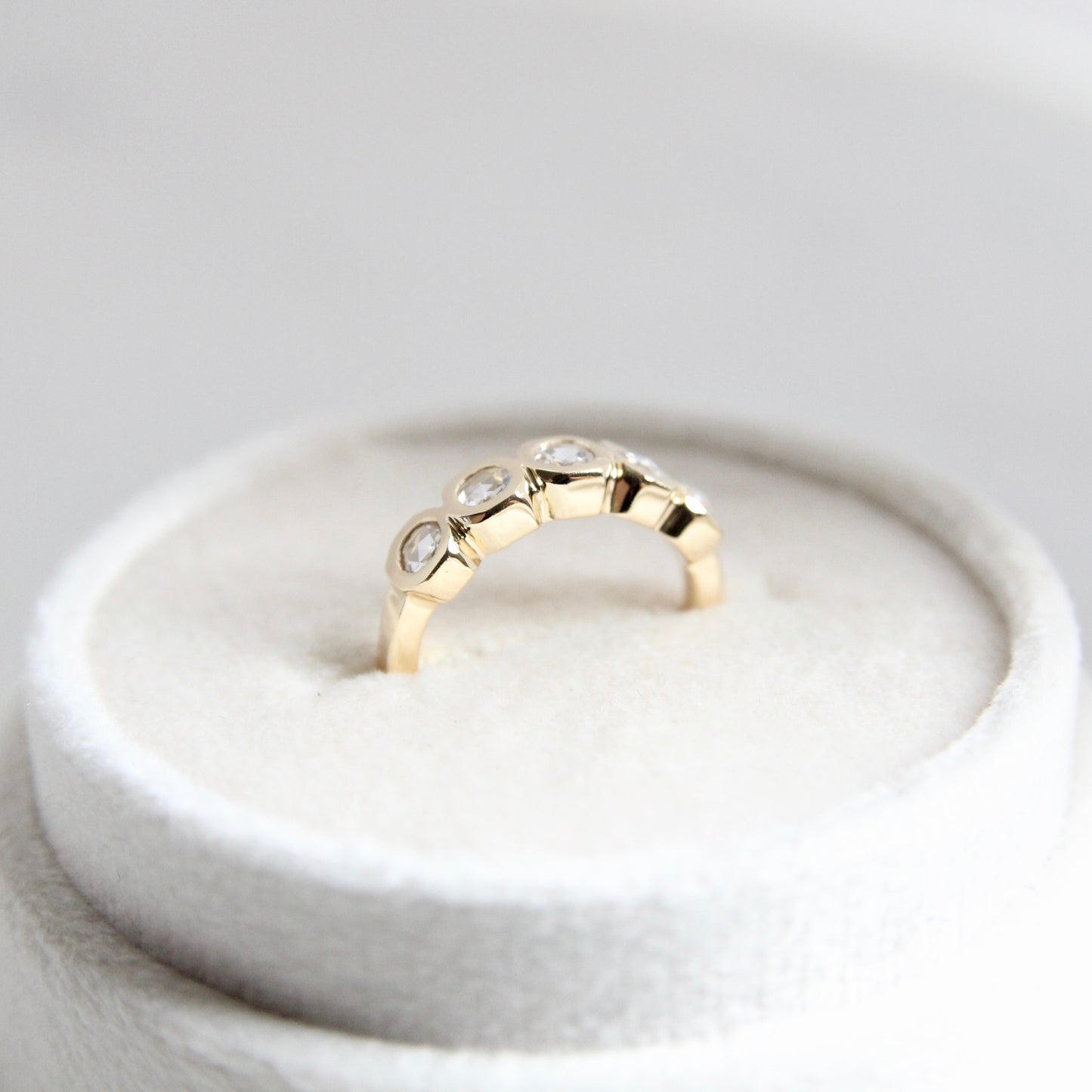 Rosecut Diamond Band