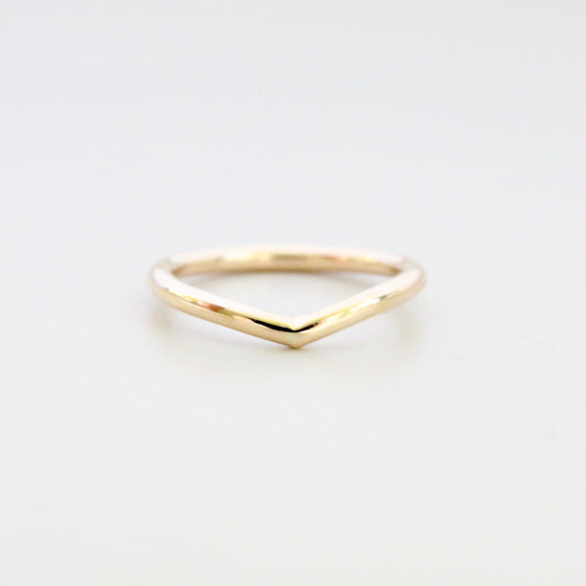 Slight V Contour Band